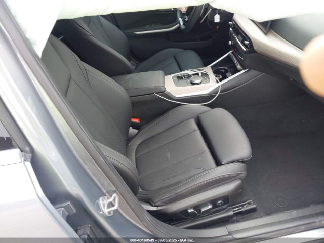 2025 BMW 3 SERIES 3MW89CW06S8F04799 Photo 4