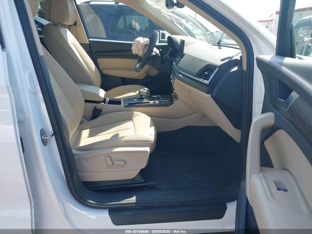 2019 AUDI Q5 WA1ANAFY1K2090351 Photo 4