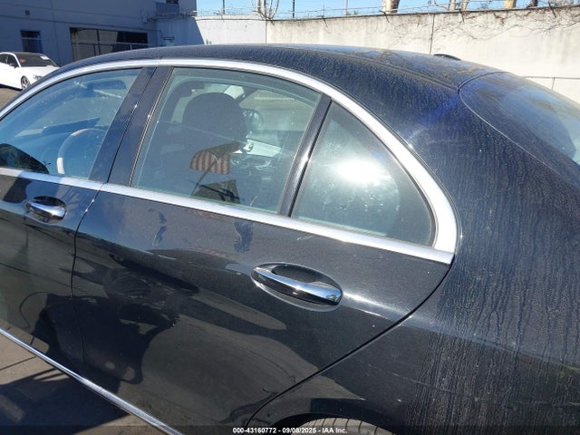 55SWF4JB4GU129420 Mercedes-Benz 2016