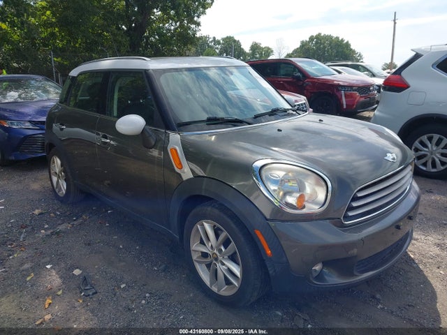 2014 MINI COUNTRYMAN WMWZB3C52EWR39842 Photo 0