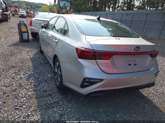 2020 KIA FORTE 3KPF24AD0LE188821 Photo 2