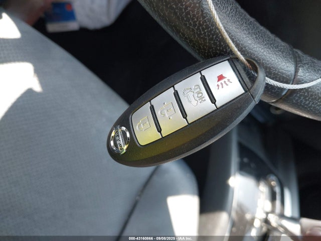 5N1AT2MVXGC821561 Nissan 2016