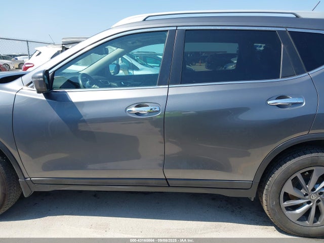 5N1AT2MVXGC821561 Nissan 2016