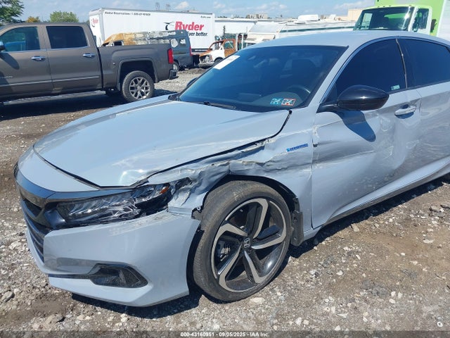 1HGCV3F29NA037768 Honda lfb2