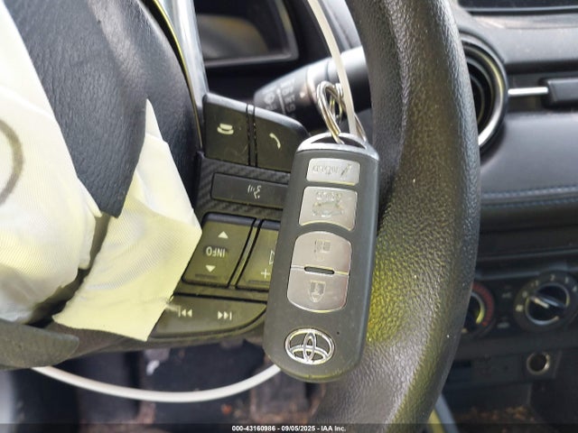 Продаж на аукціоні авто 2017 Toyota Yaris Ia, vin: 3MYDLBYV7HY165146, номер лоту: 43160986