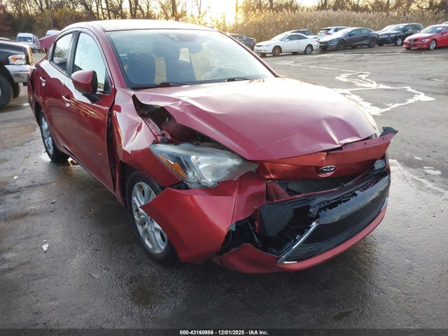 Продаж на аукціоні авто 2017 Toyota Yaris Ia, vin: 3MYDLBYV7HY165146, номер лоту: 43160986
