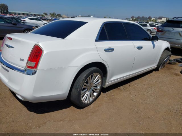 2011 CHRYSLER 300 2C3CA5CG5BH537238 Photo 3