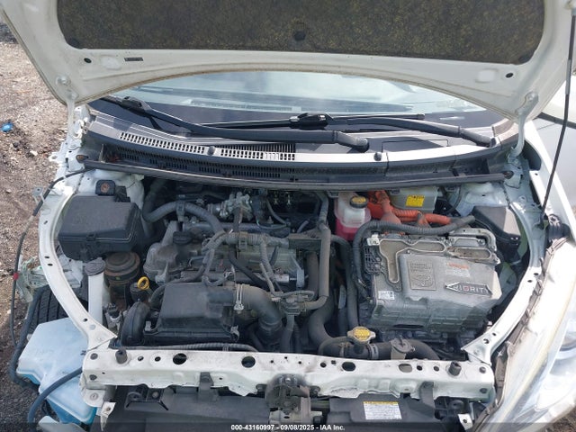 JTDKDTB37F1102338 Toyota 1nz-fxe+1lm