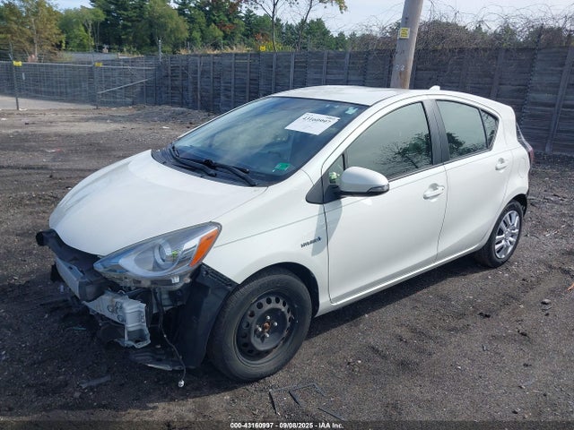 JTDKDTB37F1102338 Toyota 1nz-fxe+1lm