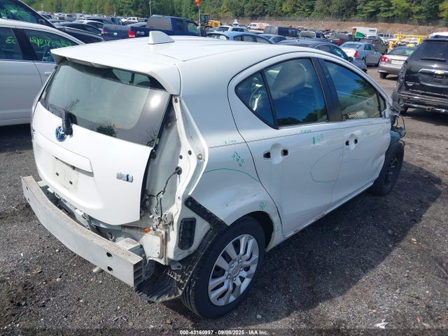JTDKDTB37F1102338 Toyota 1nz-fxe+1lm