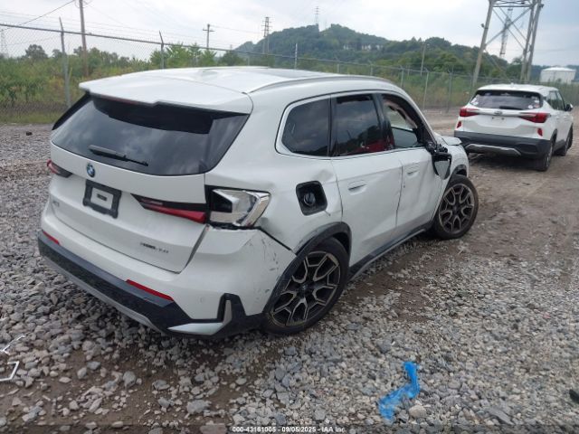 2023 BMW X1 WBX73EF0XP5X50287 Photo 3