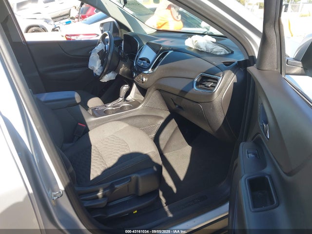 2GNAXKEX7J6171006 Chevrolet EQUINOX LT