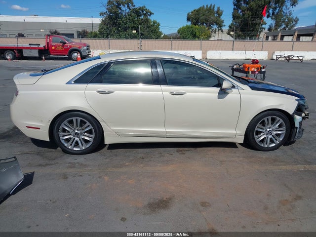 Lincoln MKZ 2016 3LN6L2LUXGR629864 Image 13