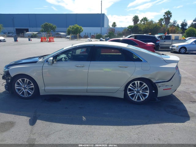 Lincoln MKZ 2016 3LN6L2LUXGR629864 Image 14