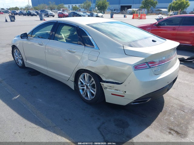 Lincoln MKZ 2016 3LN6L2LUXGR629864 Image 3