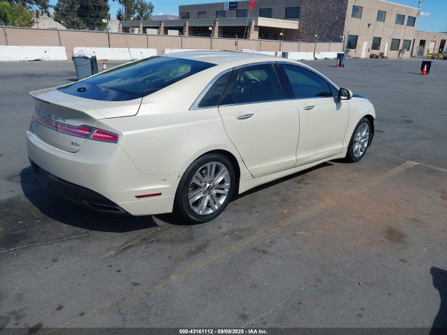 Lincoln MKZ 2016 3LN6L2LUXGR629864 Image 4