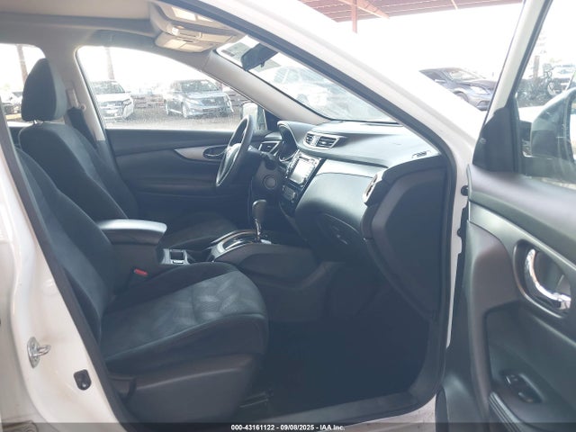 5N1AT2MV4GC886728 Nissan 2016