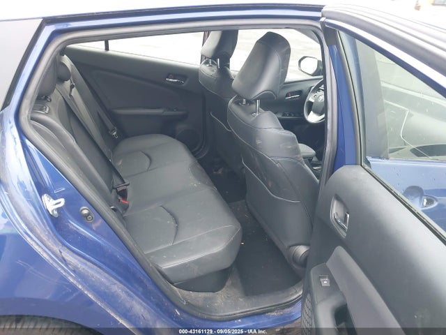 JTDKARFU0H3537983 Toyota Prius Three Touring