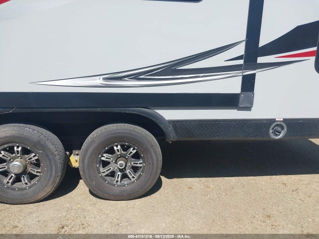 7HN3BEL26KP468446 Genesis Supreme 2019
