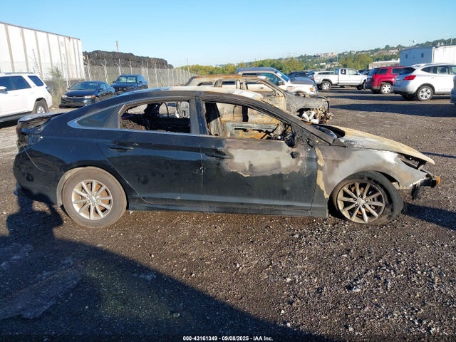 5NPE24AF6KH817778 Hyundai SONATA SE