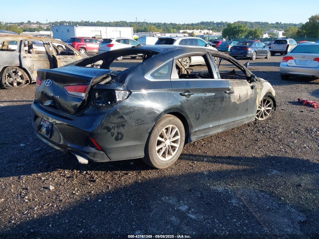 5NPE24AF6KH817778 Hyundai SONATA SE