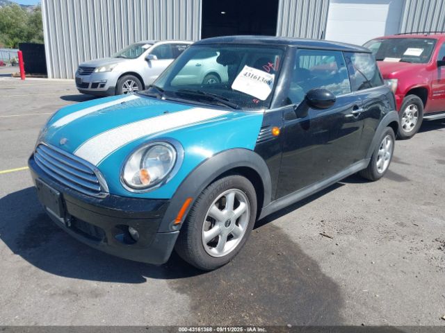 2010 MINI COOPER WMWMF3C50ATZ25688 Photo 1