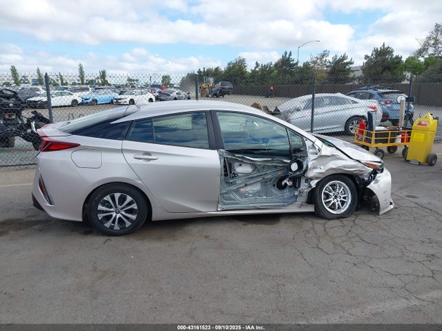 JTDKAMFP6M3178419 Toyota 2zr-fxe, 1nm+1sm