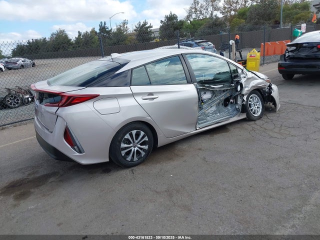 JTDKAMFP6M3178419 Toyota 2zr-fxe, 1nm+1sm
