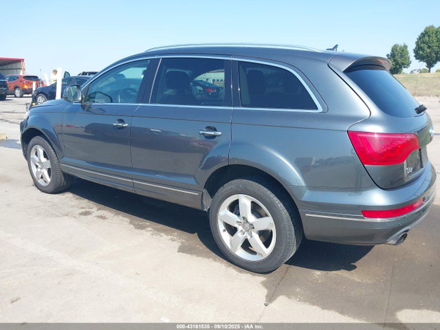 2014 AUDI Q7 WA1CGAFE1ED012525 Photo 2