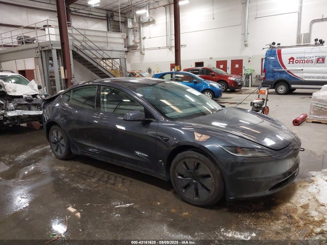 2025 TESLA MODEL 3 5YJ3E1EB3SF929716 Photo 0