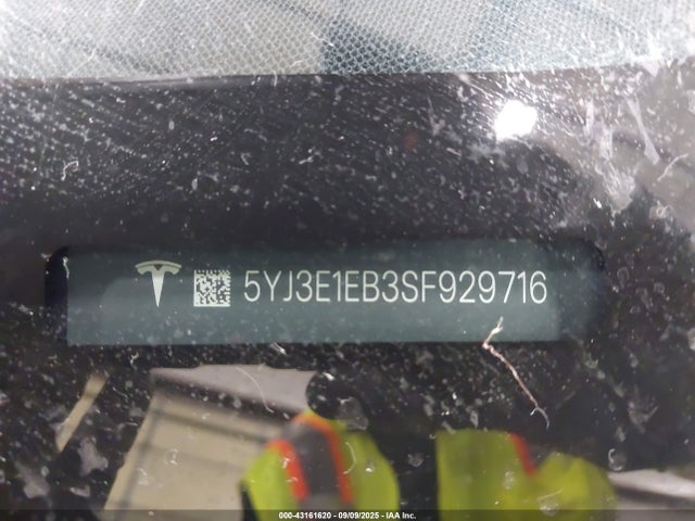 2025 TESLA MODEL 3 5YJ3E1EB3SF929716 Photo 8