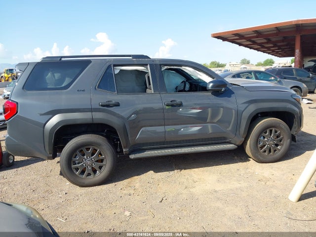 Toyota 4RUNNER SR5 2025 JTEVA5AR6S5004746 Image 12