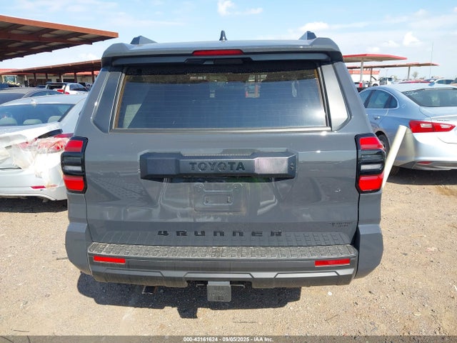 Toyota 4RUNNER SR5 2025 JTEVA5AR6S5004746 Image 15