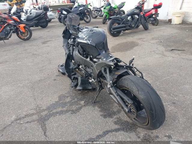 JKBZXVM17PA004558 Kawasaki Ninja Zx-10r