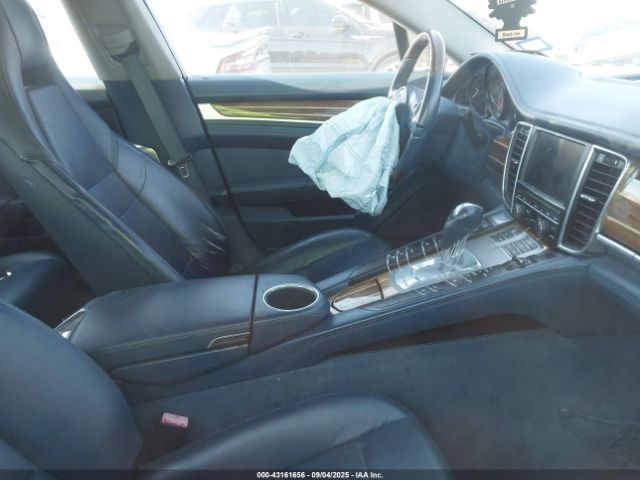 2011 PORSCHE PANAMERA WP0AB2A76BL062641 Photo 4