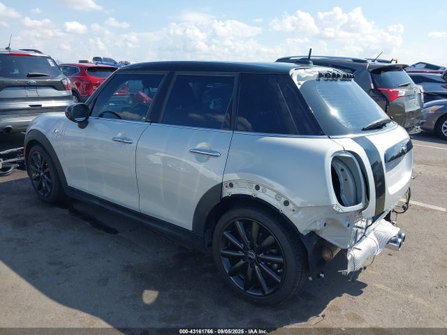 WMWXU3C52H2D31951 Mini 2017
