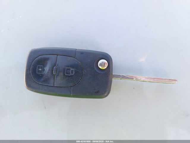 1999 AUDI A4 WAUCB28D4XA307232 Photo 10