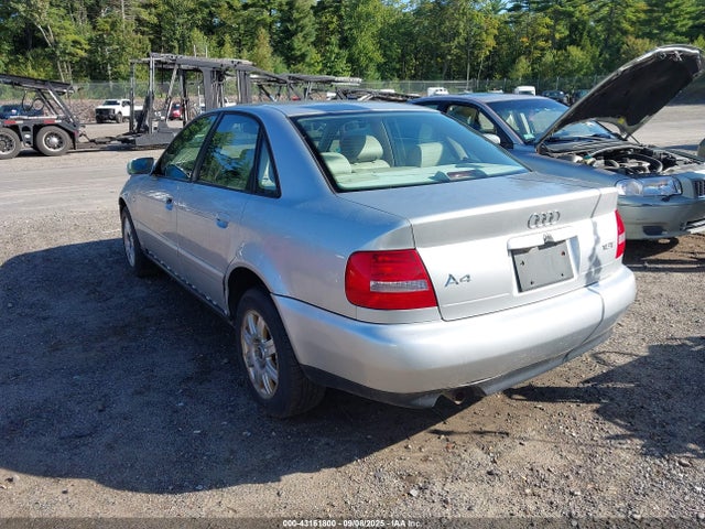 1999 AUDI A4 WAUCB28D4XA307232 Photo 2