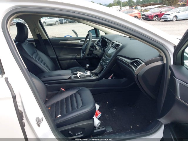 Ford 2019 2019 3FA6P0CD4KR101832 Image 5