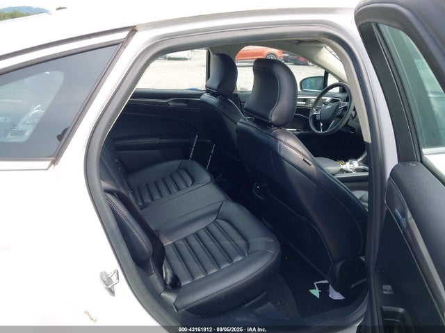Ford 2019 2019 3FA6P0CD4KR101832 Image 8