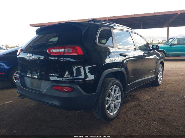 1C4PJLAB6HW613715 Jeep Cherokee