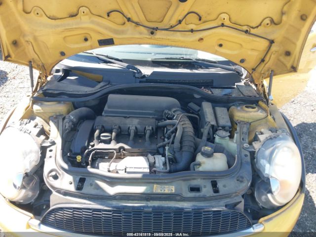 2008 MINI COOPER S WMWMF735X8TV32721 Photo 9