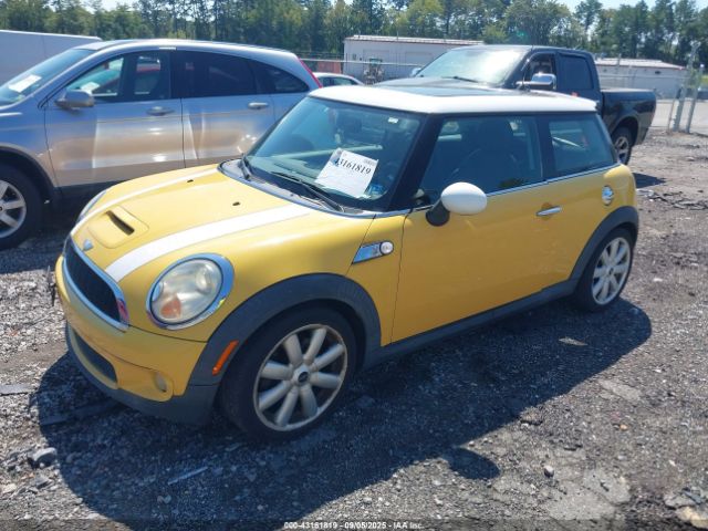 2008 MINI COOPER S WMWMF735X8TV32721 Photo 1