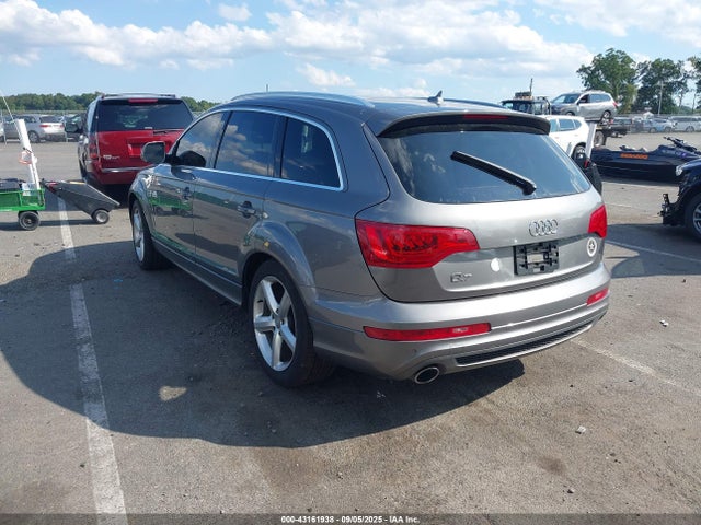 2011 AUDI Q7 WA1DGBFE2BD009235 Photo 2