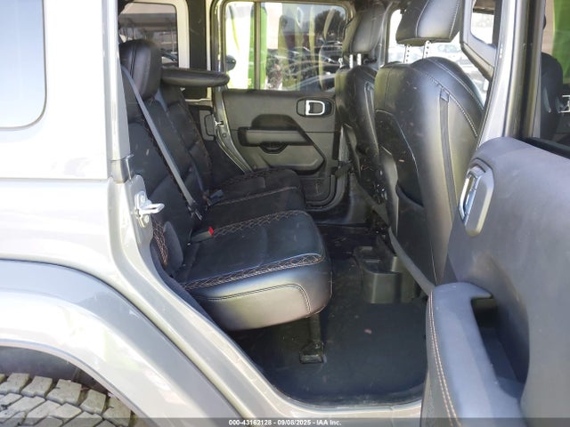 1C4HJXEN7NW118631 Jeep Wrangler