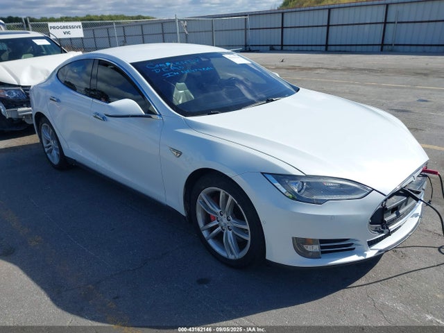2014 TESLA MODEL S 5YJSA1H24EFP64539 Photo 0