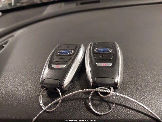 4S4BTGND4L3133878 Subaru u4
