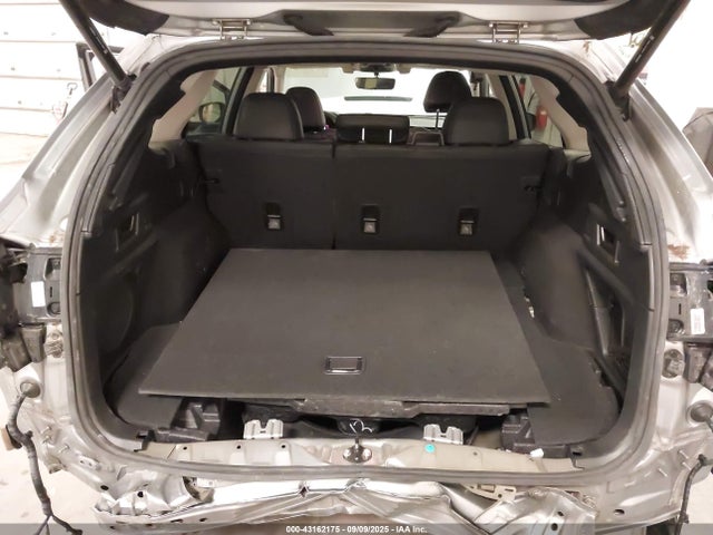 4S4BTGND4L3133878 Subaru u4