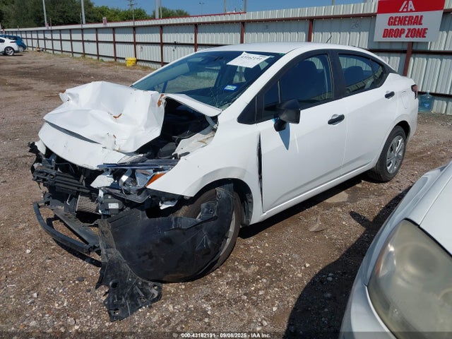 Nissan Versa 2023 3N1CN8DV9PL824310 Image 2