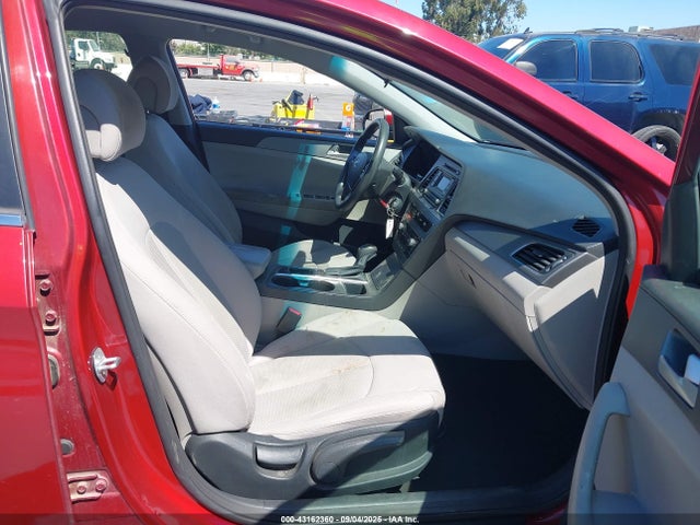 5NPE24AF0FH184118 Hyundai Sonata